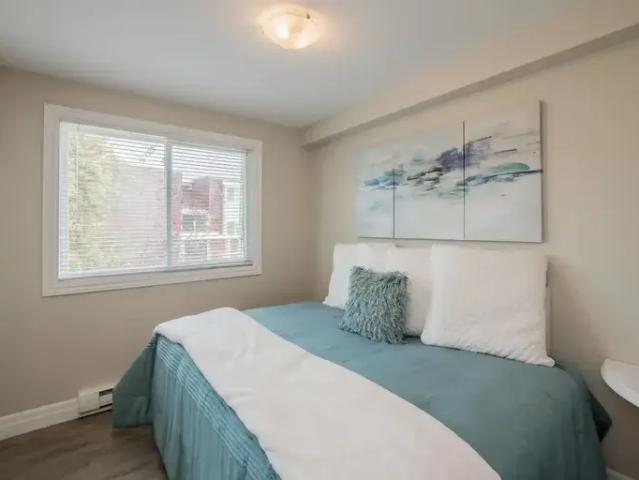 2 Bedroom Apartment Amherstview ON LS94575277