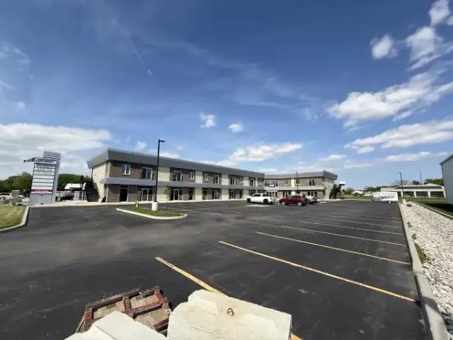 2 Bedroom Apartment Amherstburg ON 102752674