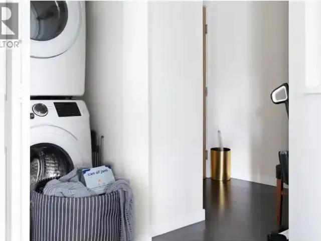 2 Bedroom Apartment Burnaby BC LS102243140