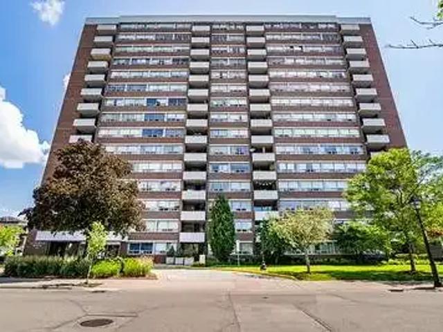 2 Bedroom Apartment Burlington ON 104256749