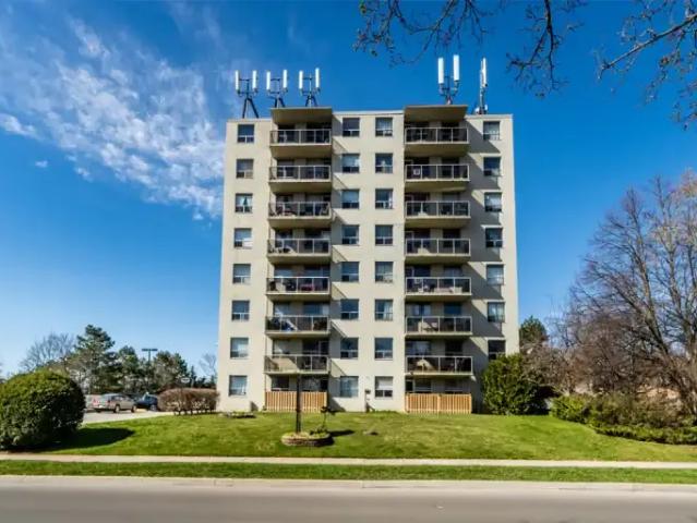2 Bedroom Apartment Burlington ON 102306225