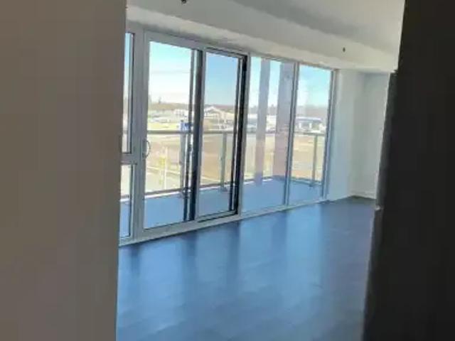 2 Bedroom Apartment Burlington ON 102794885