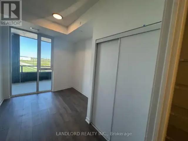 2 Bedroom Apartment Burlington ON 102952120