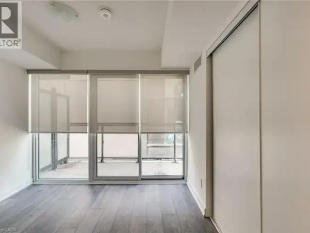 2 Bedroom Apartment Burlington ON 103011908