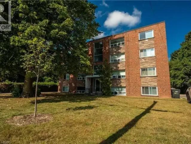 2 Bedroom Apartment Burlington ON 103487425