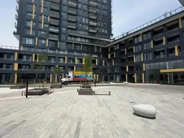 2 Bedroom Apartment Burlington ON 103920541