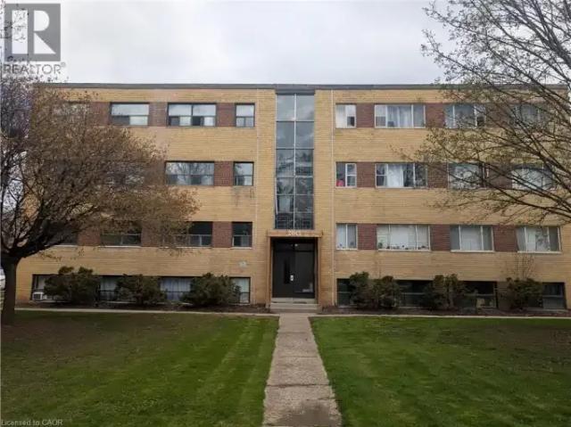 2 Bedroom Apartment Burlington ON LS101476018