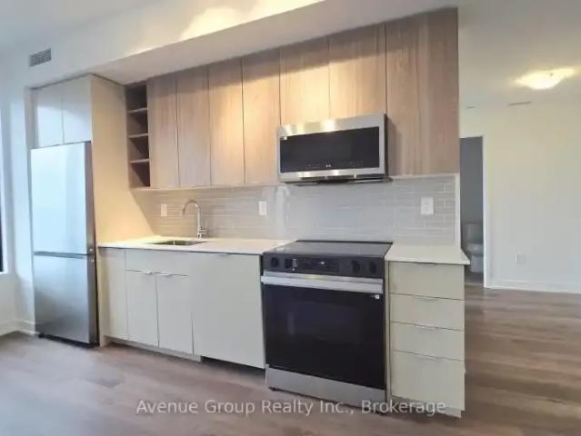 2 Bedroom Apartment Burlington ON LS101789806