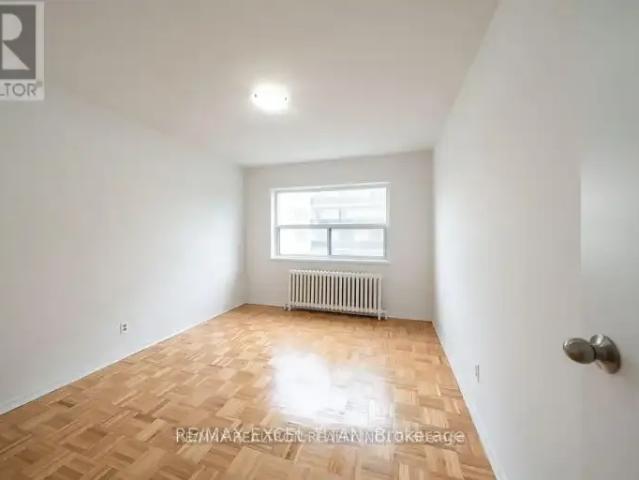 2 Bedroom Apartment Burlington ON LS102752700