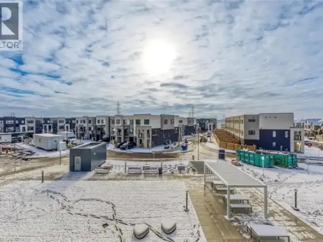 2 Bedroom Apartment Burlington ON LS102847350