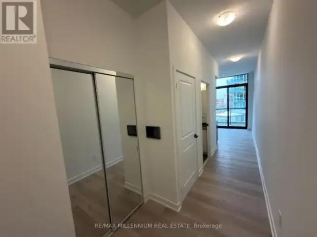 2 Bedroom Apartment Burlington ON LS102204188