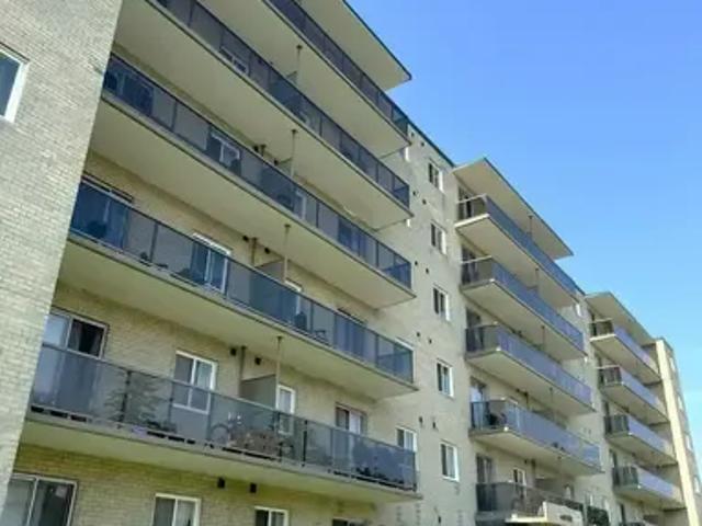 2 Bedroom Apartment Barrie ON 92503303