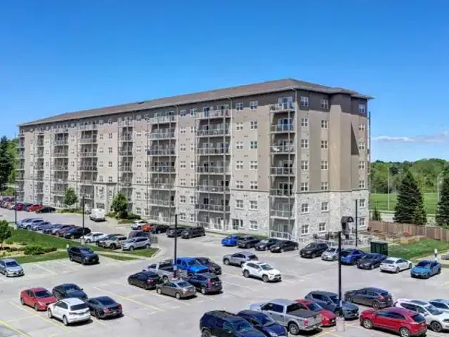2 Bedroom Apartment Brantford ON LS102578282