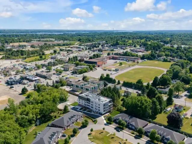 2 Bedroom Apartment Brockville ON LS88434606