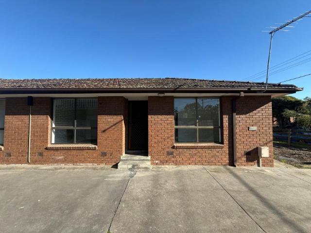 2 Bedroom Apartment Brunswick VIC 104185677