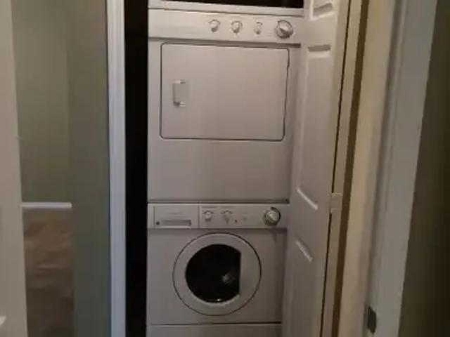 2 Bedroom Apartment Calgary AB 104106742