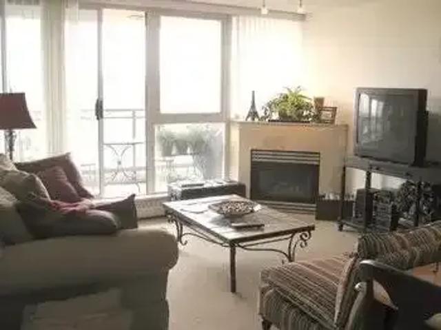 2 Bedroom Apartment Calgary AB 104178695