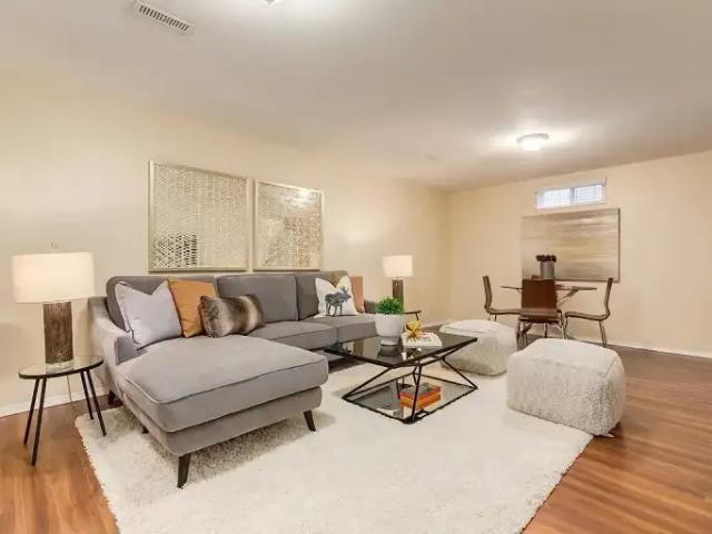 2 Bedroom Apartment Calgary AB 104178702