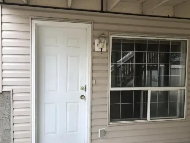 2 Bedroom Apartment Calgary AB 104179137