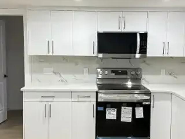 2 Bedroom Apartment Calgary AB 104179408