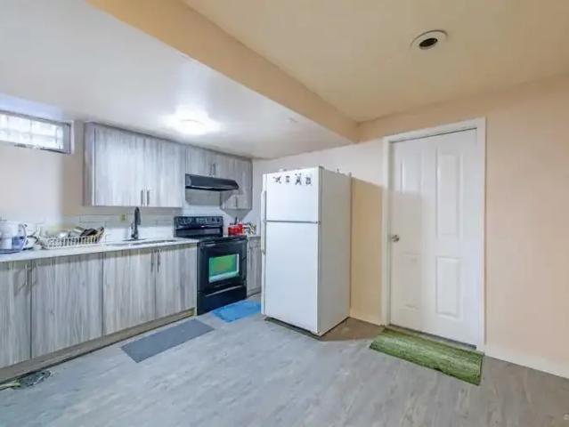2 Bedroom Apartment Calgary AB 104179429