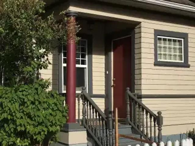 2 Bedroom Apartment Calgary AB 104179544