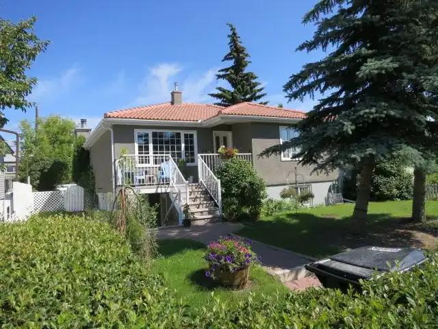 2 Bedroom Apartment Calgary AB 104179633