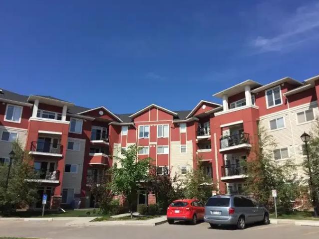 2 Bedroom Apartment Calgary AB 104179746