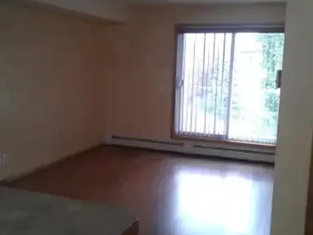 2 Bedroom Apartment Calgary AB 104180174