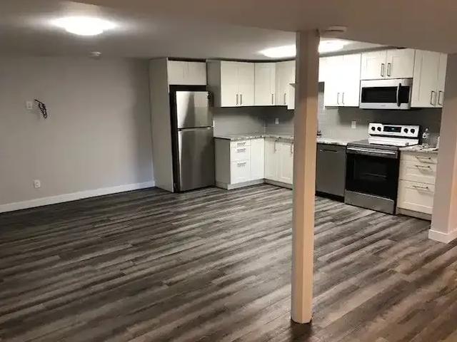 2 Bedroom Apartment Calgary AB 104180202