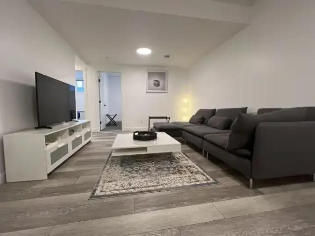 2 Bedroom Apartment Calgary AB 104180584