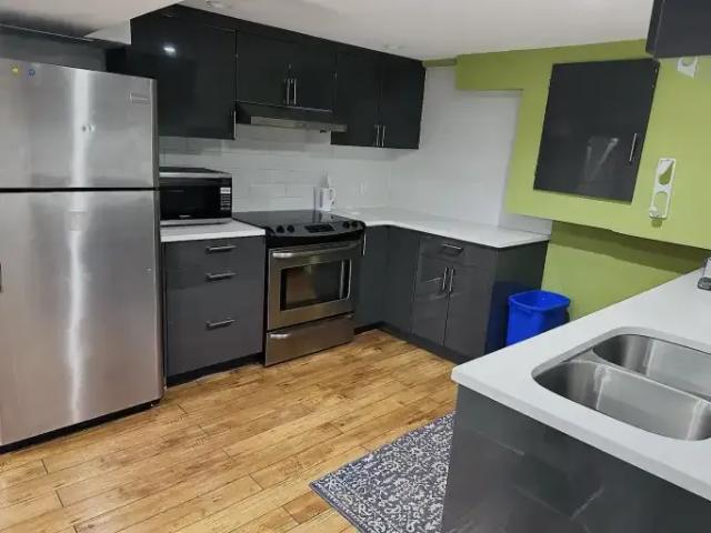 2 Bedroom Apartment Calgary AB 104180609