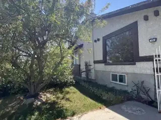 2 Bedroom Apartment Calgary AB 104180655