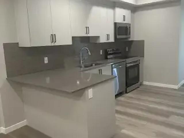 2 Bedroom Apartment Calgary AB 104180957