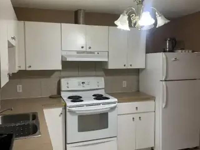 2 Bedroom Apartment Calgary AB 104181170