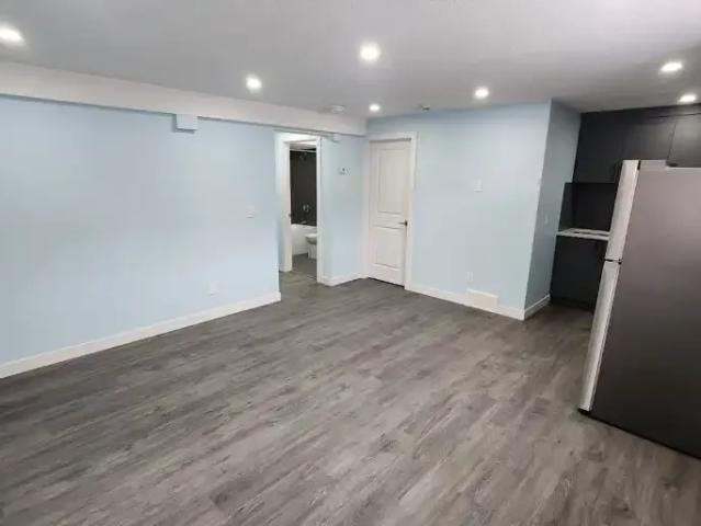 2 Bedroom Apartment Calgary AB 104181493