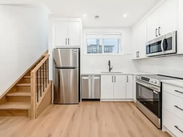 2 Bedroom Apartment Calgary AB 104181536