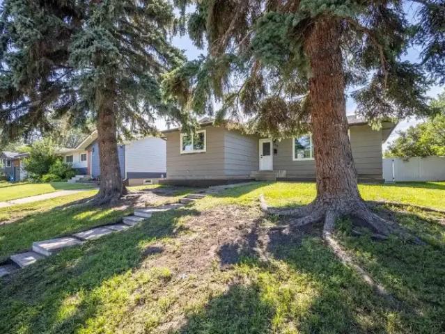 2 Bedroom Apartment Calgary AB 104181549