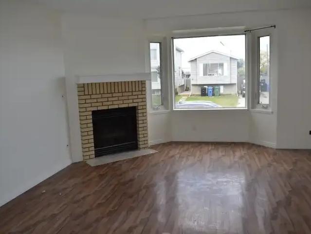 2 Bedroom Apartment Calgary AB 104181582
