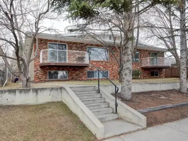 2 Bedroom Apartment Calgary AB 104181605