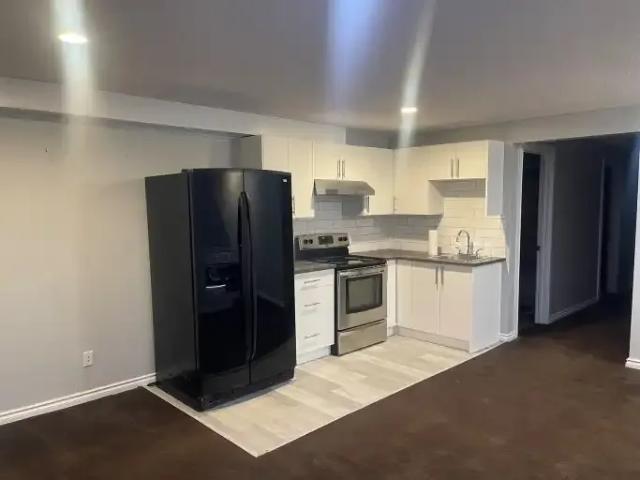 2 Bedroom Apartment Calgary AB 104181986
