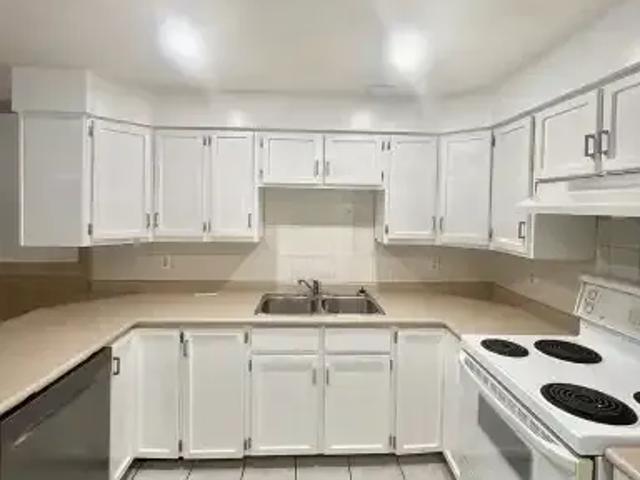 2 Bedroom Apartment Calgary AB 104181997