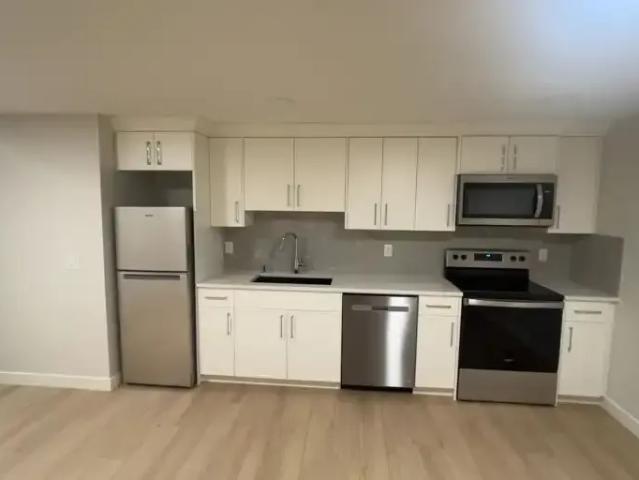 2 Bedroom Apartment Calgary AB 104182244