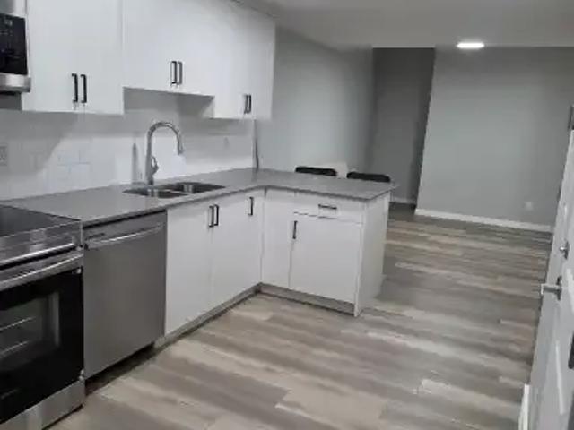 2 Bedroom Apartment Calgary AB 104182312