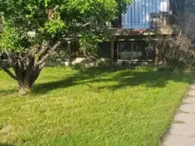 2 Bedroom Apartment Calgary AB 104182354