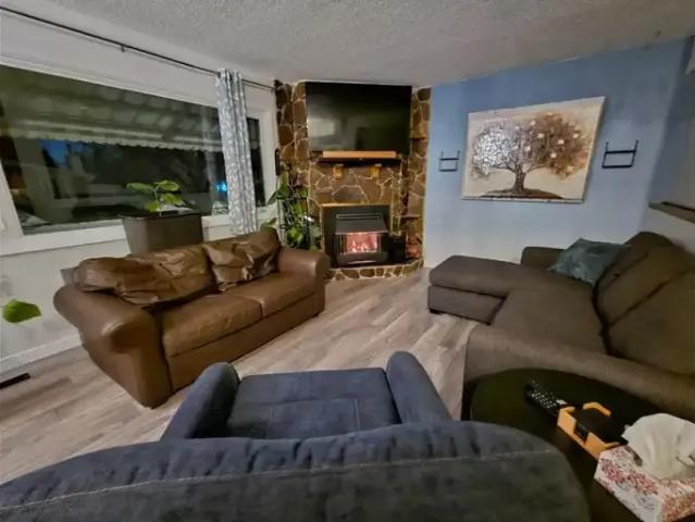 2 Bedroom Apartment Calgary AB 104182380