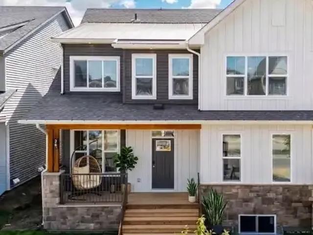 2 Bedroom Apartment Calgary AB 104182493