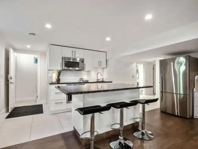 2 Bedroom Apartment Calgary AB 104182834