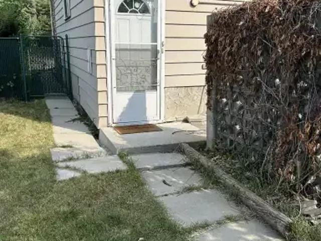 2 Bedroom Apartment Calgary AB 104224607