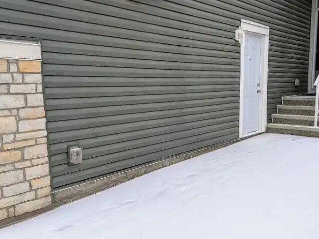 2 Bedroom Apartment Calgary AB 104223815
